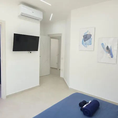 Residenza Ginevra In Zona Vip, Fronte Mare Con Servizi E Comodita
