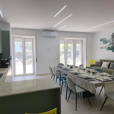 Διαμέρισμα Casa Ginevra Lusso Fronte Mare Con Posto Auto