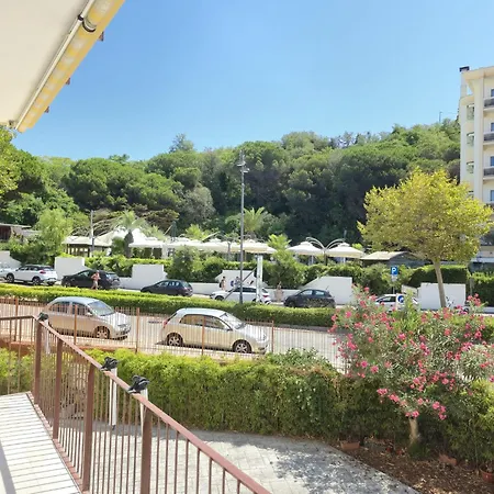 Apartament Residenza Ginevra In Zona Vip, Fronte Mare Con Servizi E Comodita Gaeta