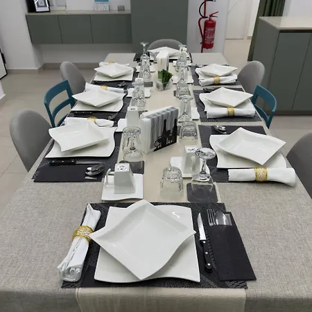 Apartament Residenza Ginevra In Zona Vip, Fronte Mare Con Servizi E Comodita *